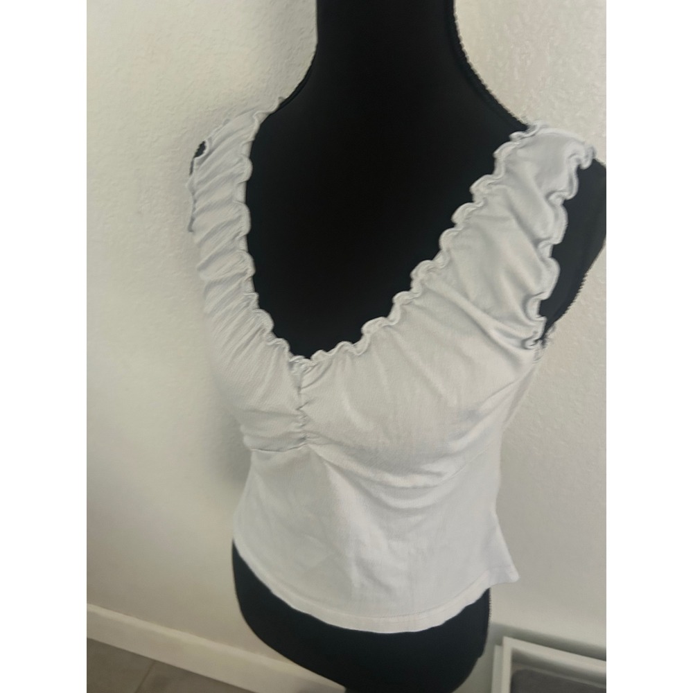 Brandy Melville Light Blue Ruffle Lettuce Trim V-Neck Tank Top MH506A-Z368S - Picture 3 of 4